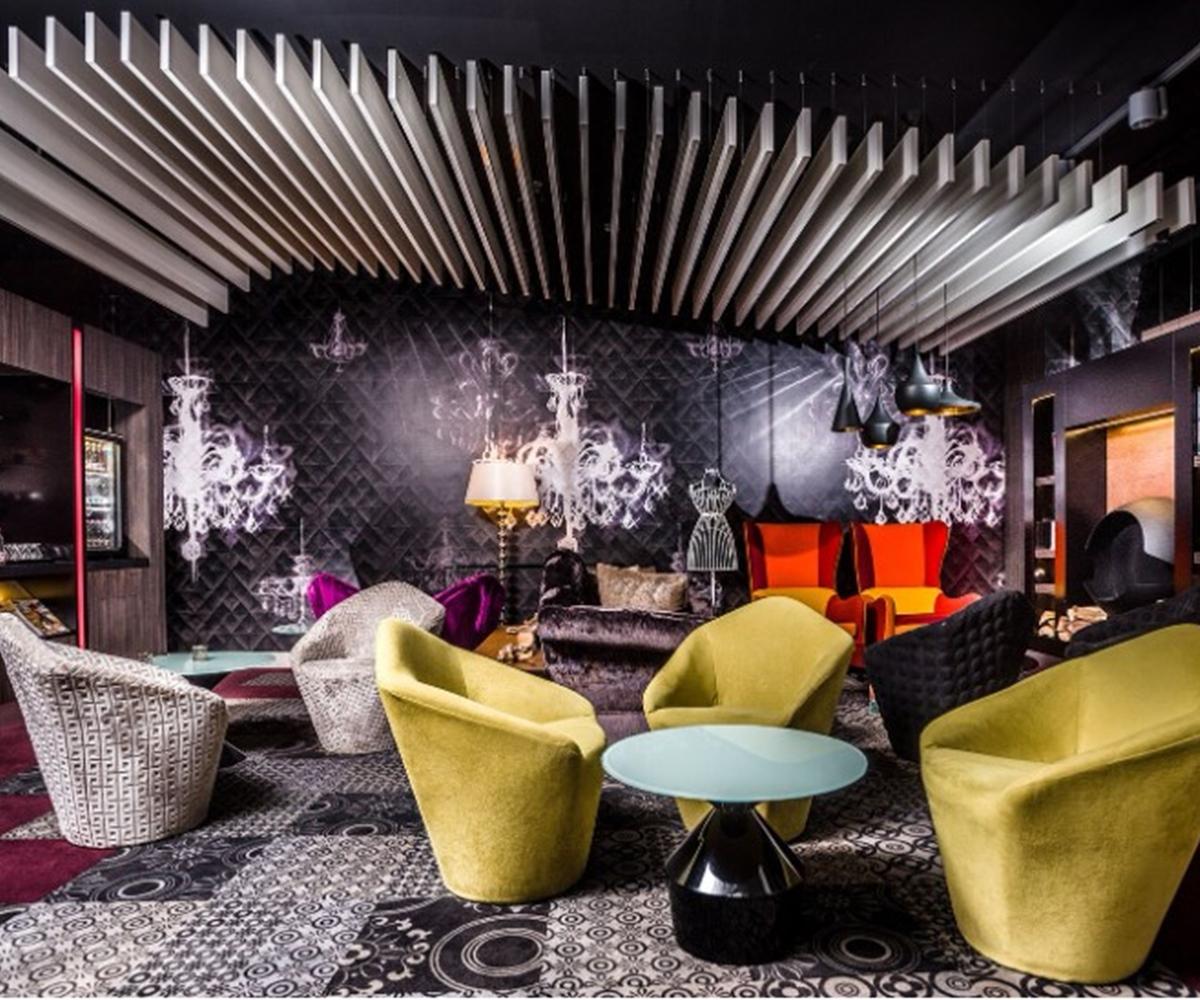 Parlament Hotel 4*