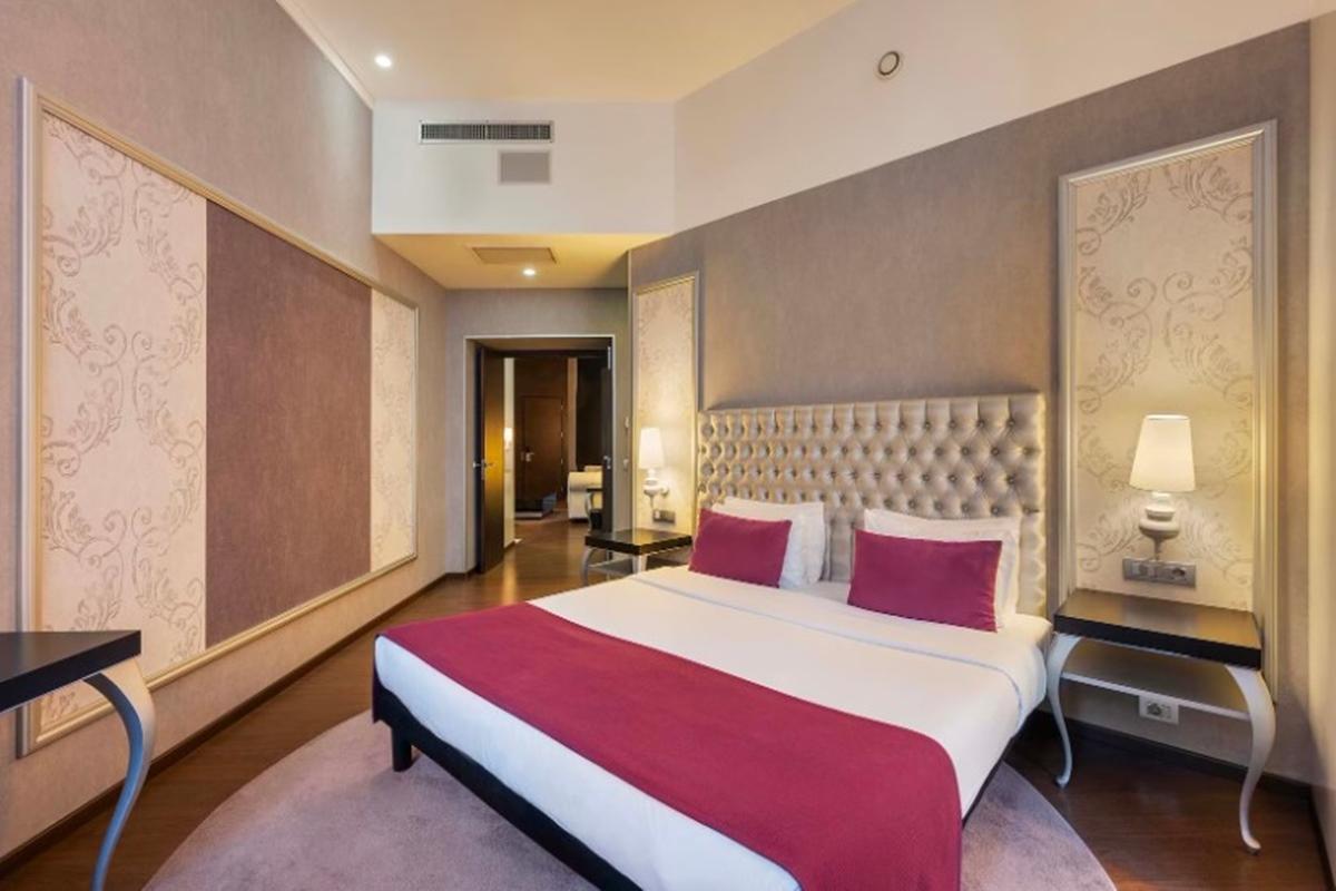 Hotel Parlament 4*