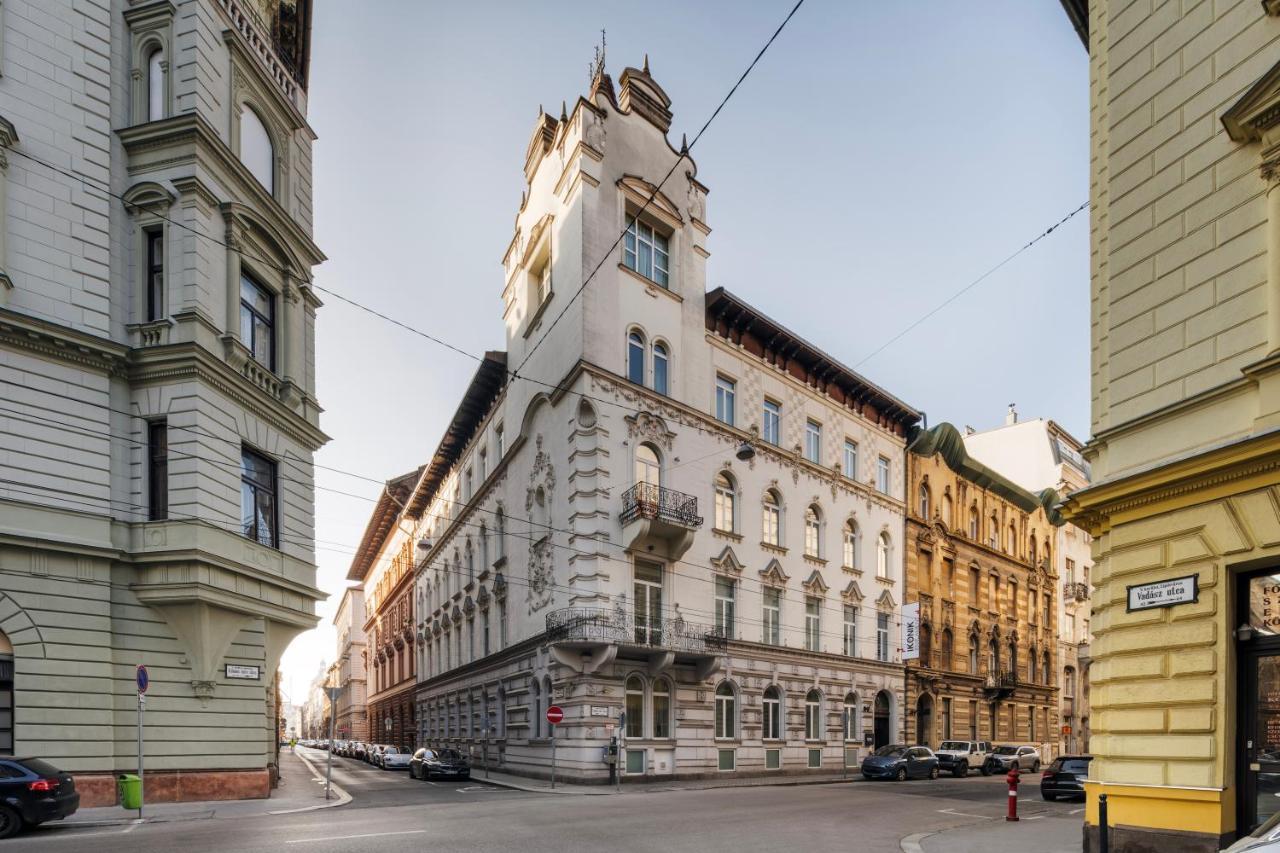 Ikonik Parlament Готель 4*